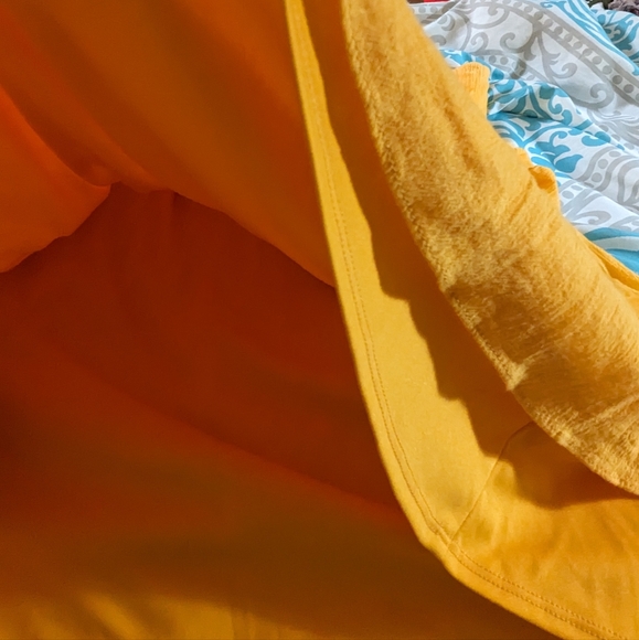 Le Chateau size Med. strapless dress - Picture 6 of 7